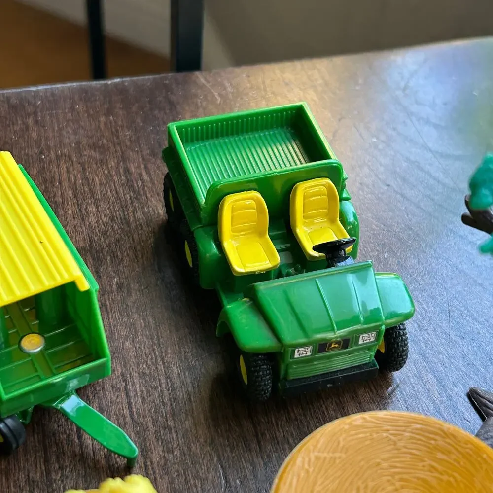 30+ piece lot of John deer & Farm items some metal die cast & plastic mix ERTL